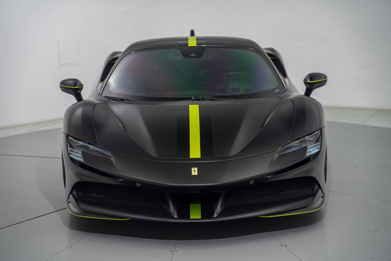 2021 Ferrari SF90 Stradale Assetto Fiorano, 11/19