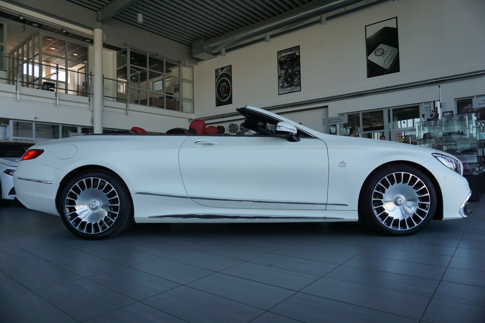 2018 Mercedes-Maybach S 650 Cabriolet 1 of 300, 9/13
