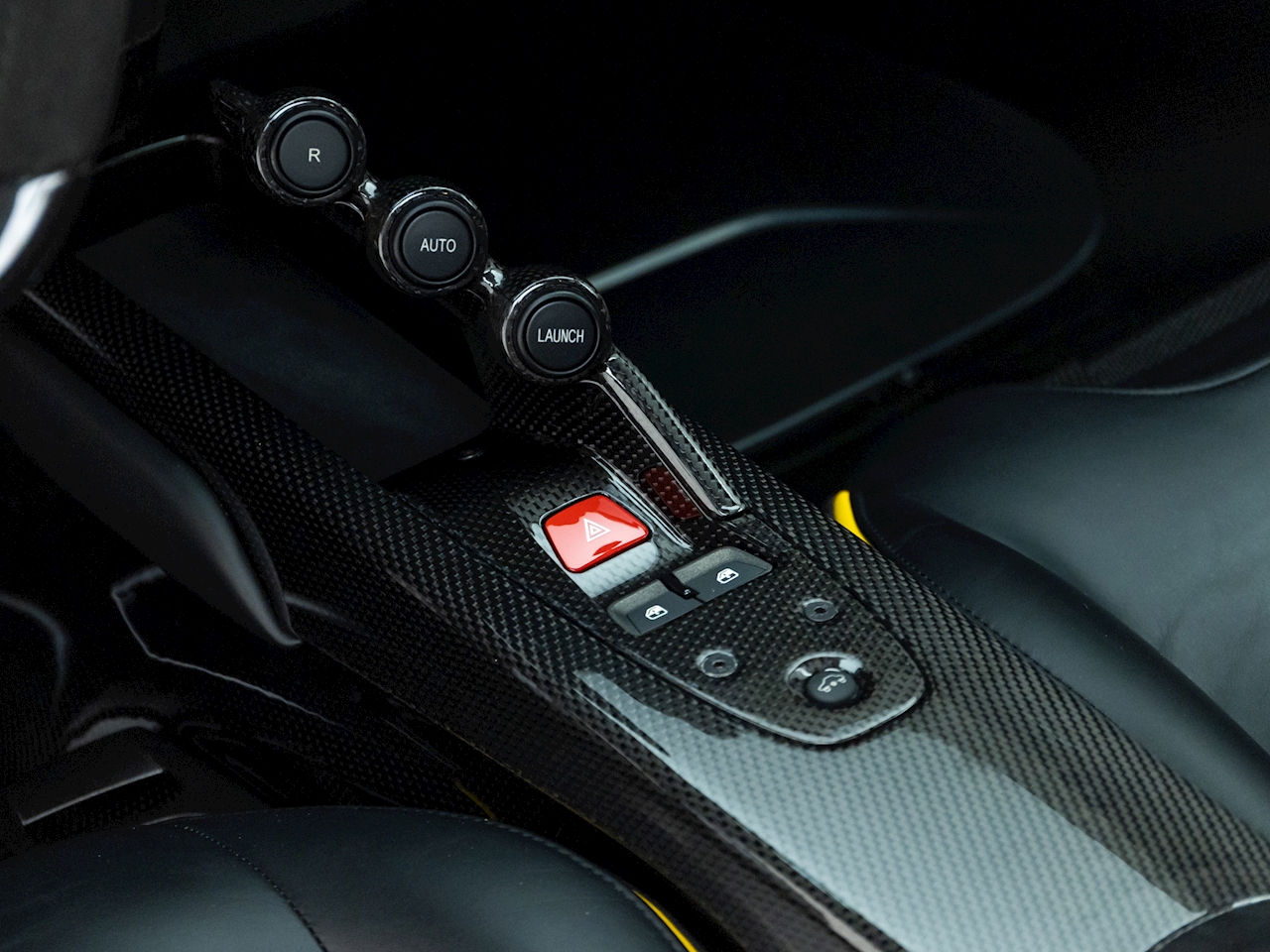 2015 Ferrari LaFerrari, 18/19