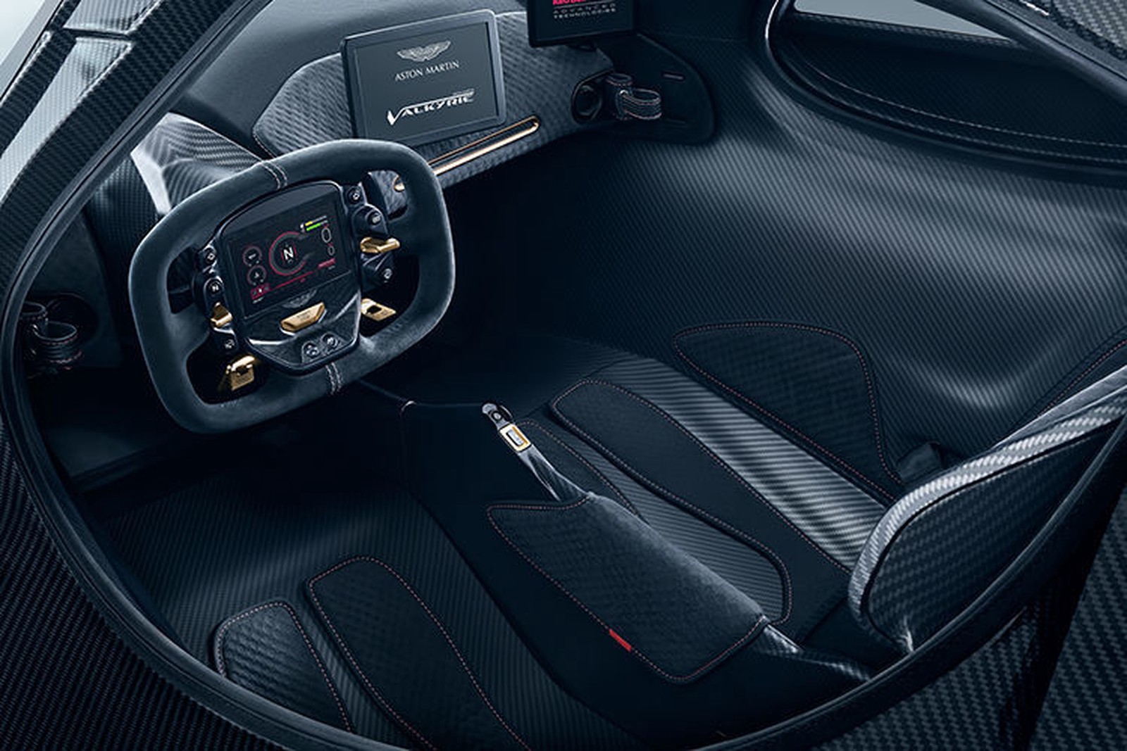 Aston Martin Valkyrie, 2/3