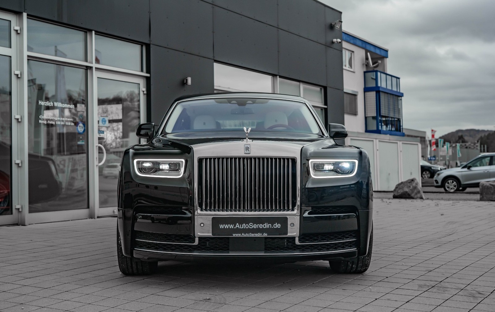 2023 Rolls-Royce Phantom Extended Wheelbase, 2/20