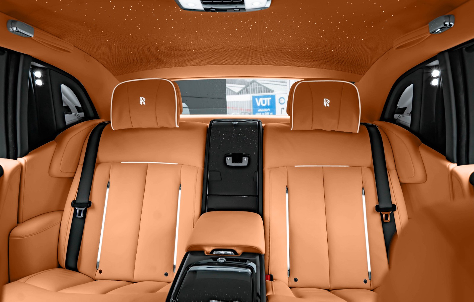2023 Rolls-Royce Phantom Extended Wheelbase, 20/20