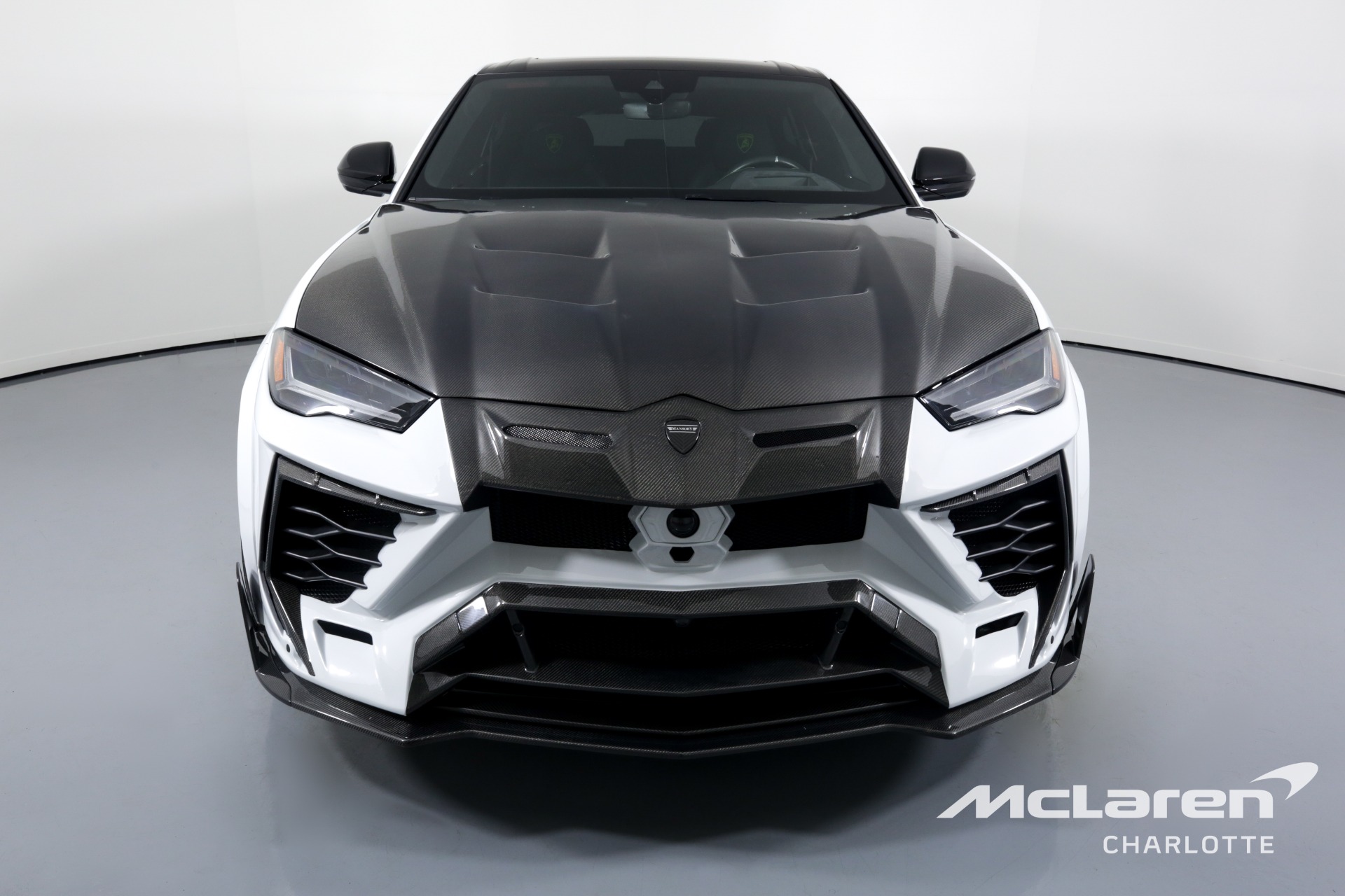 2020 LAMBORGHINI URUS