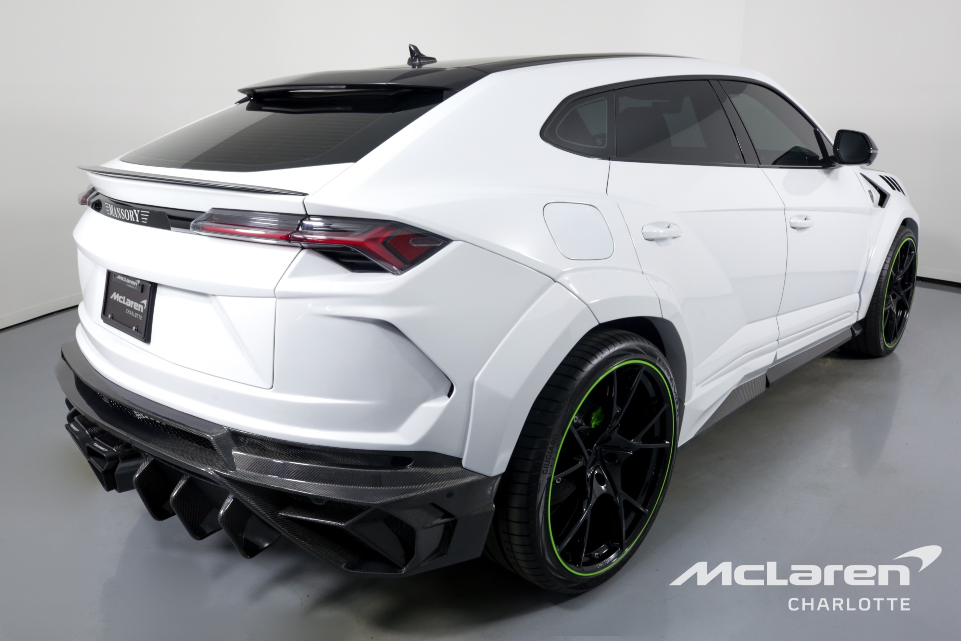 2020 LAMBORGHINI URUS, 6/19