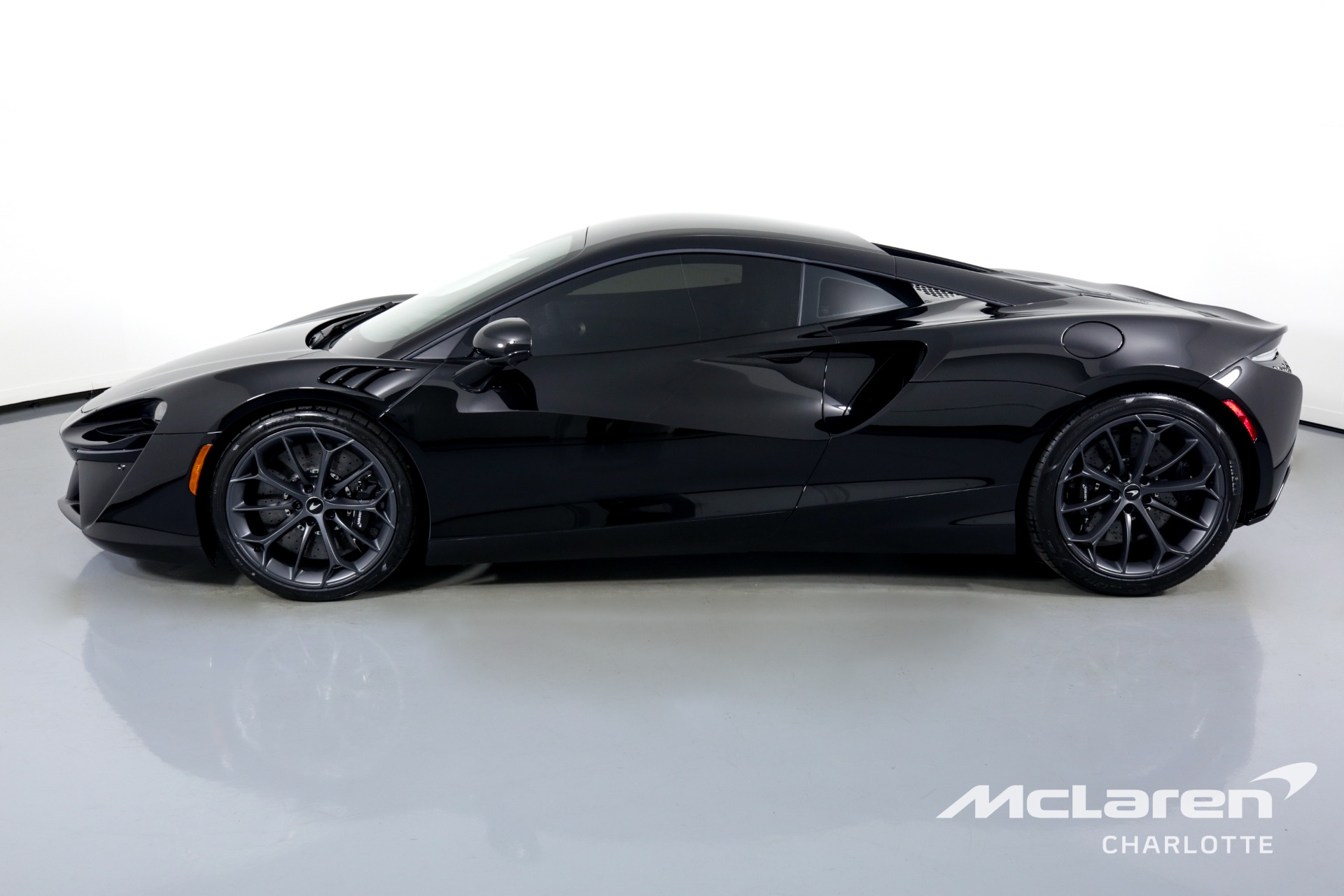 2023 MCLAREN ARTURA, 5/20