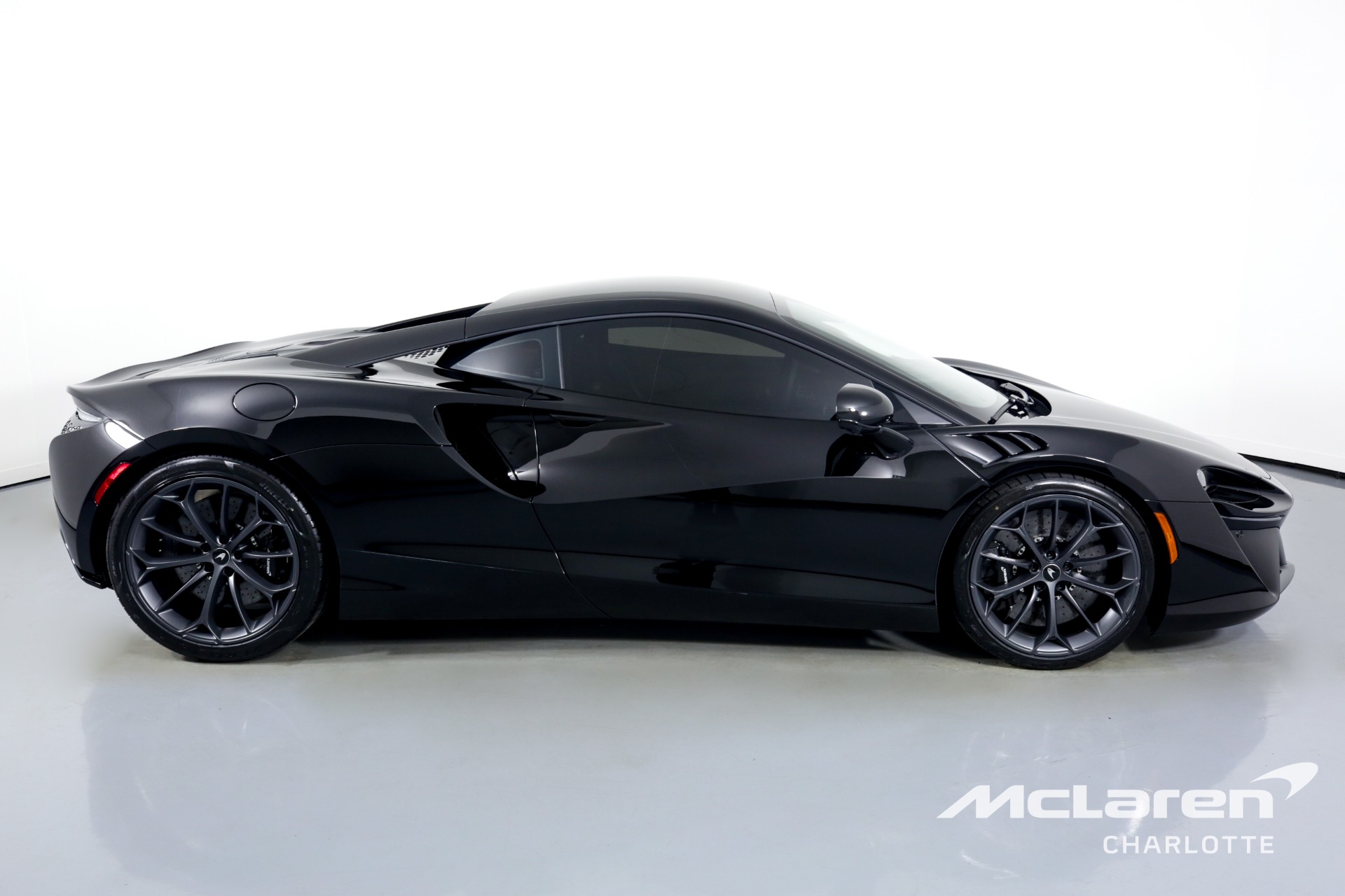 2023 MCLAREN ARTURA, 9/20