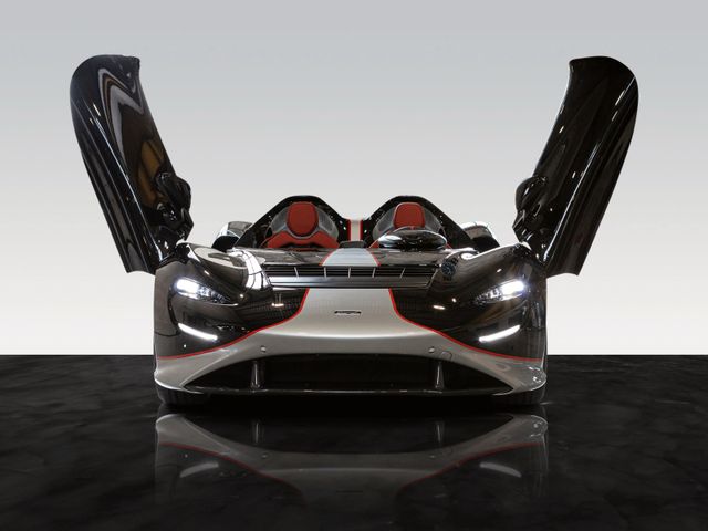 2022 McLaren Elva Roadster, 7/19