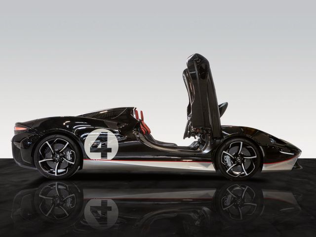 2022 McLaren Elva Roadster, 8/19