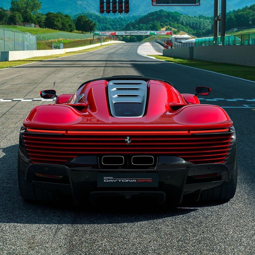 2023 Ferrari Daytona SP3, 3/7