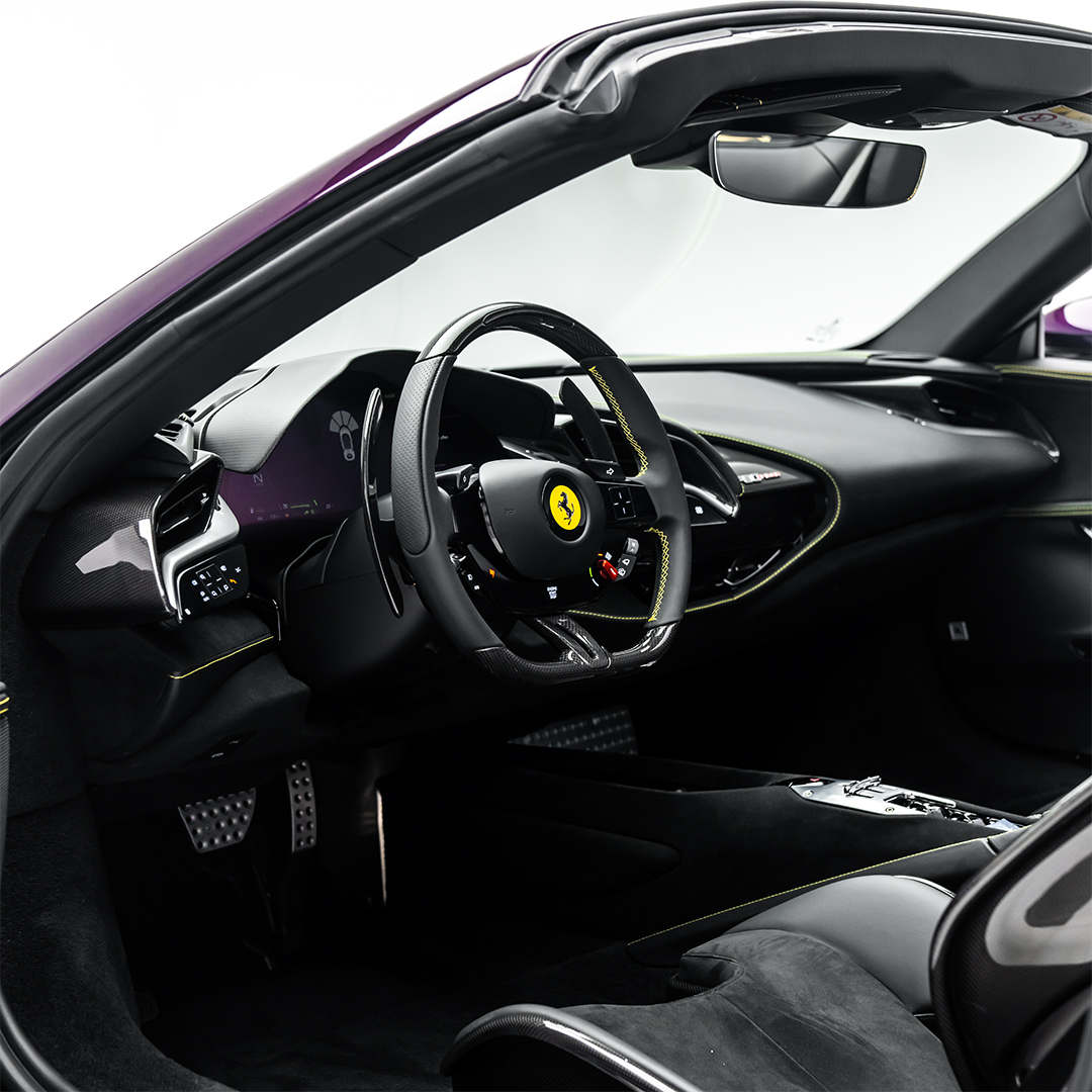 2023 FERRARI SF90 SPIDER, 3/19