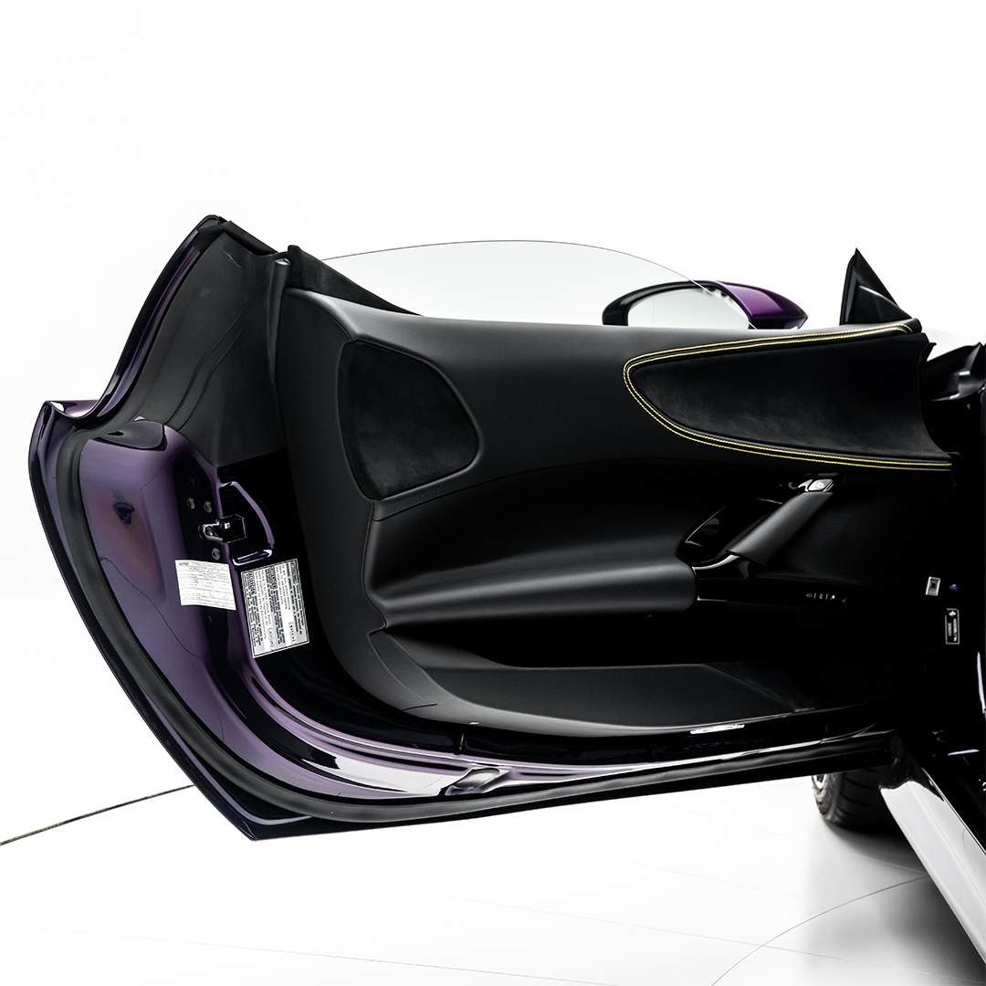 2023 FERRARI SF90 SPIDER, 16/19