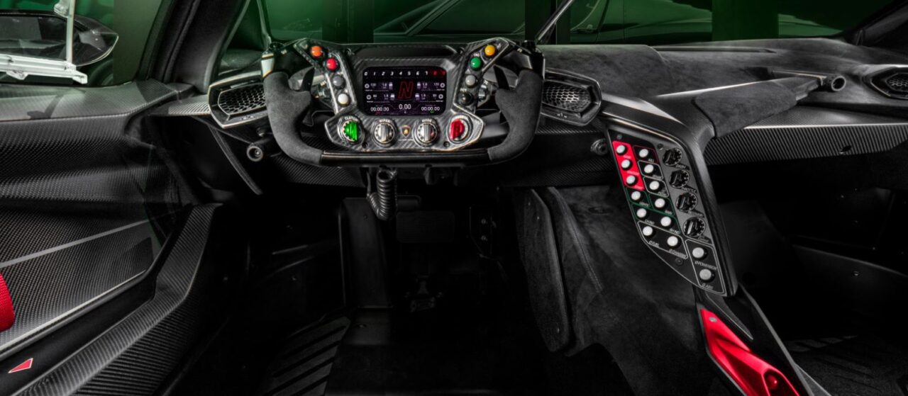 2021 Lamborghini Essenza SCV12, 3/9