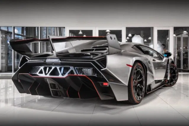 2013 Lamborghini Veneno for sale, exterior