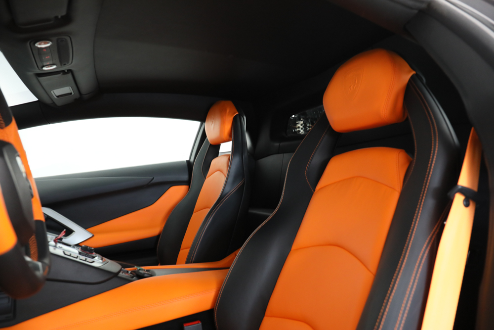 2013 LAMBORGHINI AVENTADOR LP700-4, 9/13