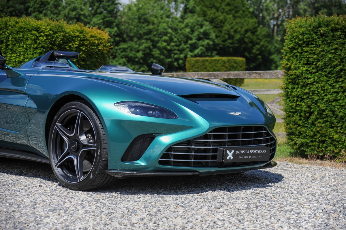 2022 ASTON MARTIN V12 SPEEDSTER DBR1 PACKAGE, 2/27