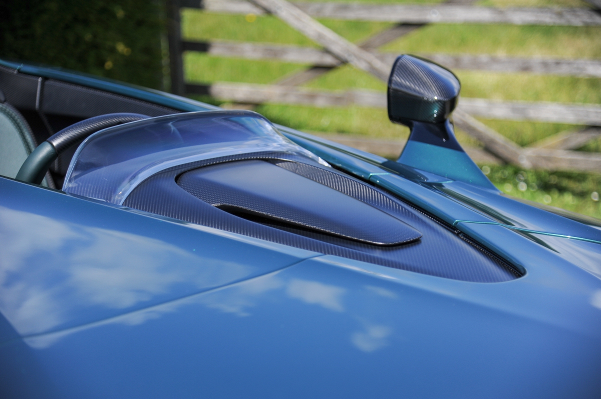 2022 ASTON MARTIN V12 SPEEDSTER DBR1 PACKAGE, 10/27