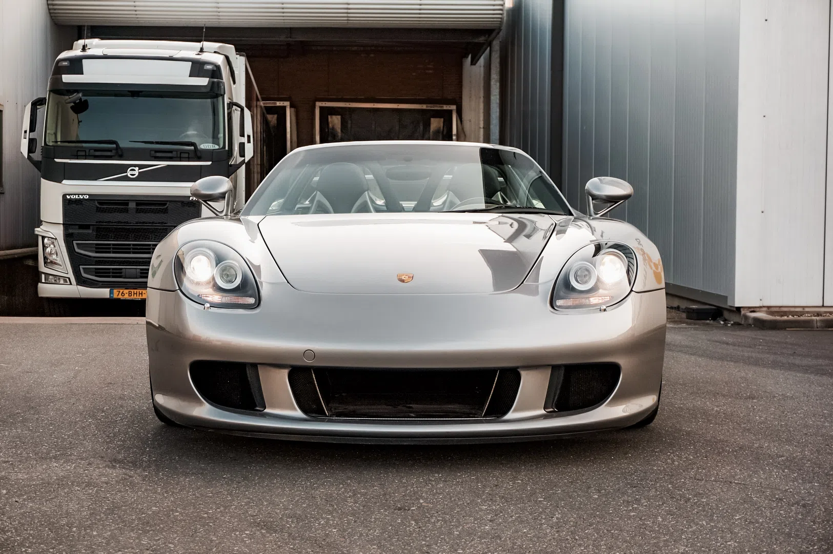 2004 Porsche Carrera GT for sale, exterior, GT silver metallic