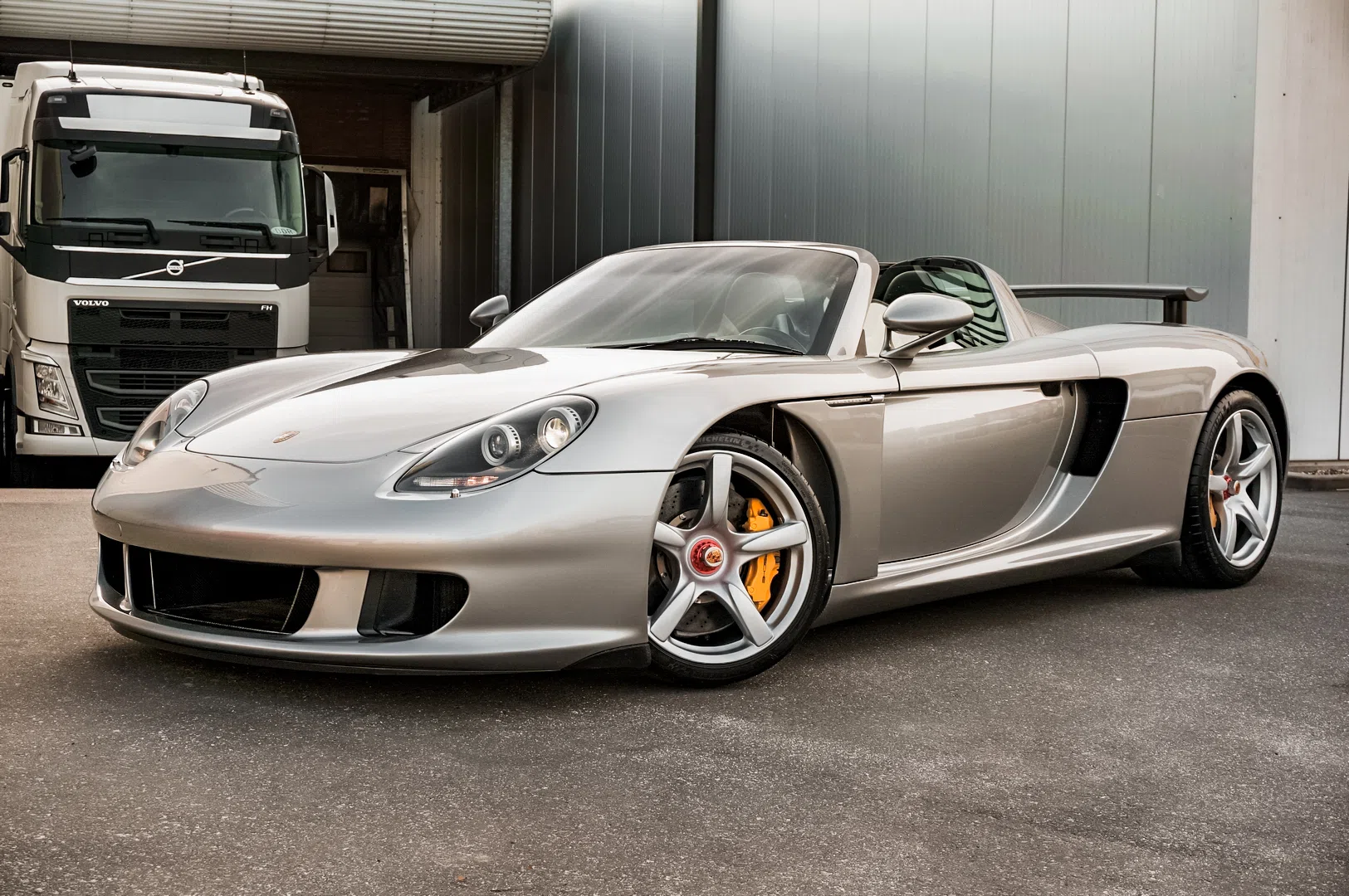 2004 Porsche Carrera GT for sale, exterior, GT silver metallic