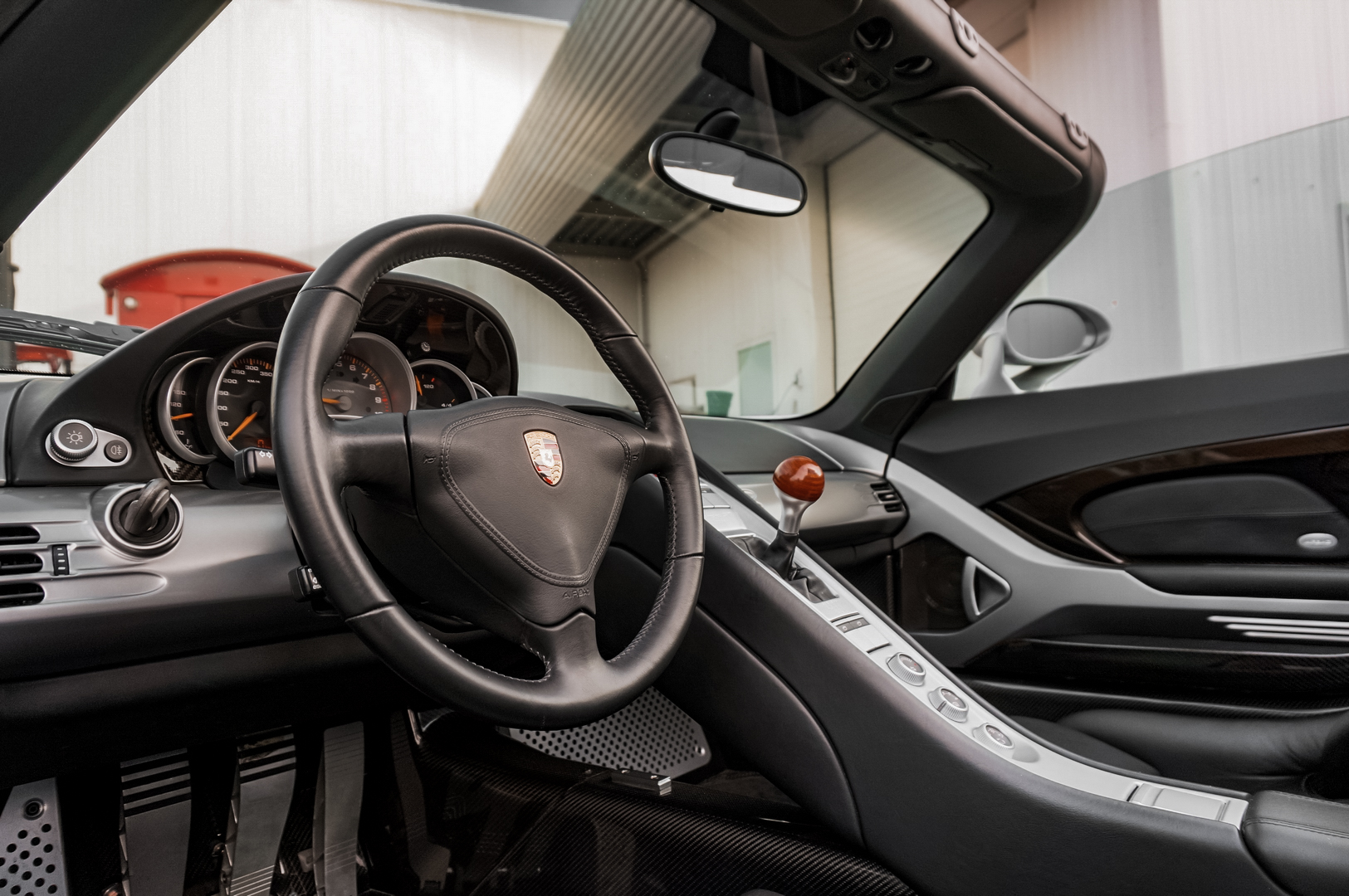 2004 Porsche Carrera GT, 6/20