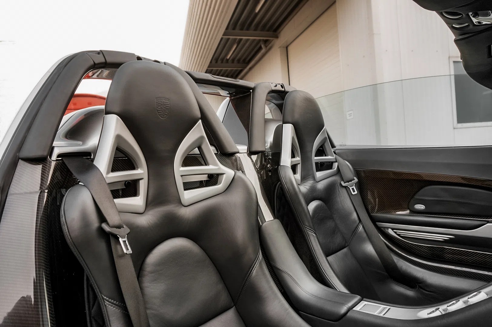2004 Porsche Carrera GT interior, seats