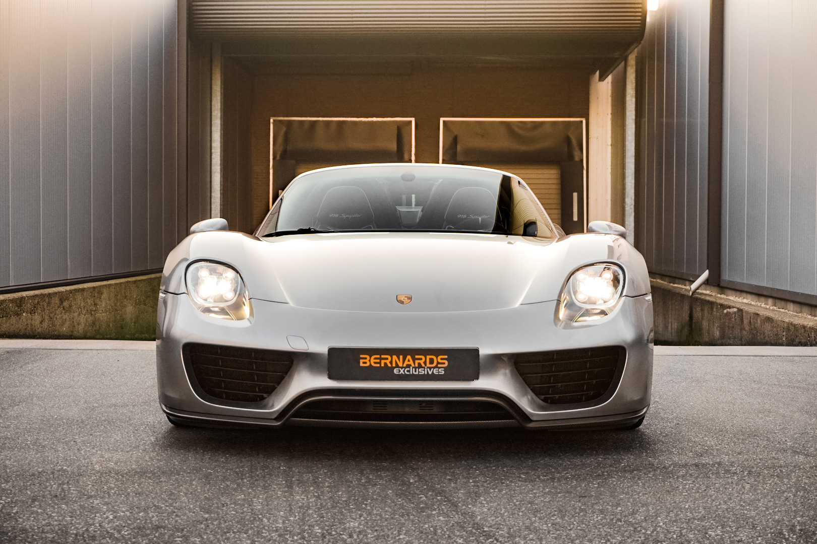 2015 Porsche 918 Spyder, 10/17