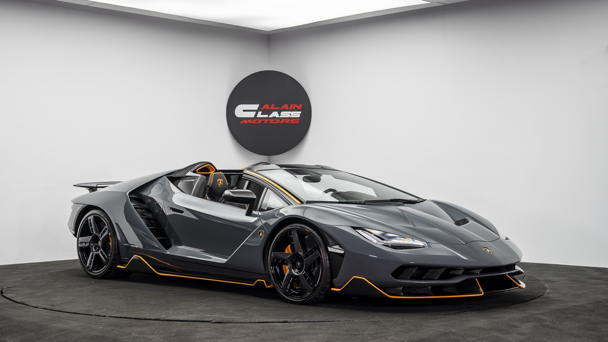 2018 Lamborghini Centenario Roadster 1 of 20, 14/19