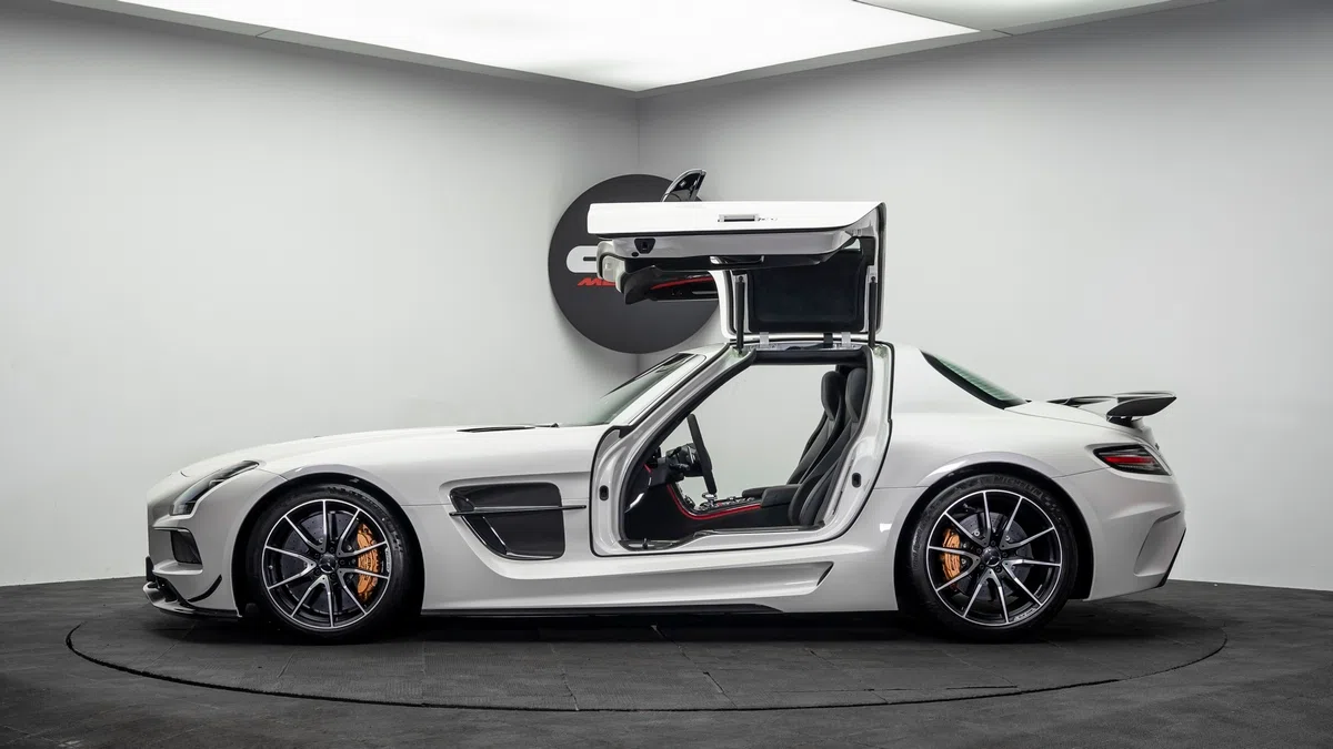 2014 Mercedes-Benz SLS AMG Black Series for sale, exterior