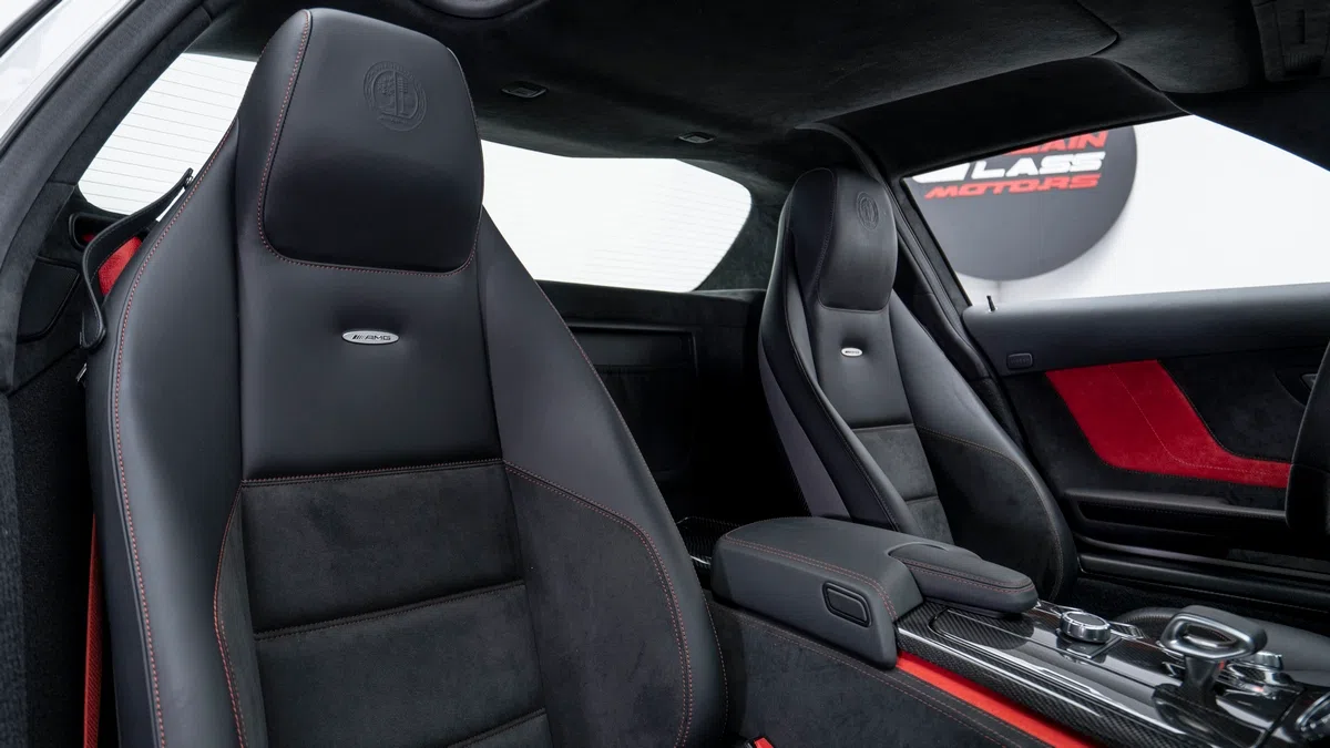 2014 Mercedes-Benz SLS AMG Black Series interior, seats