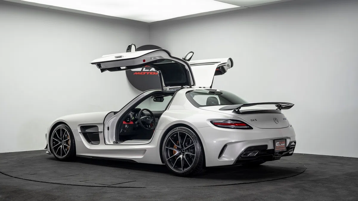 2014 Mercedes-Benz SLS AMG Black Series for sale, exterior