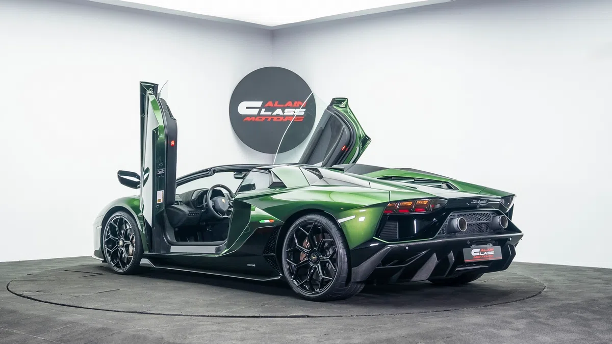 2022 Lamborghini Aventador LP 780-4 Ultimae Roadster 1 of 250