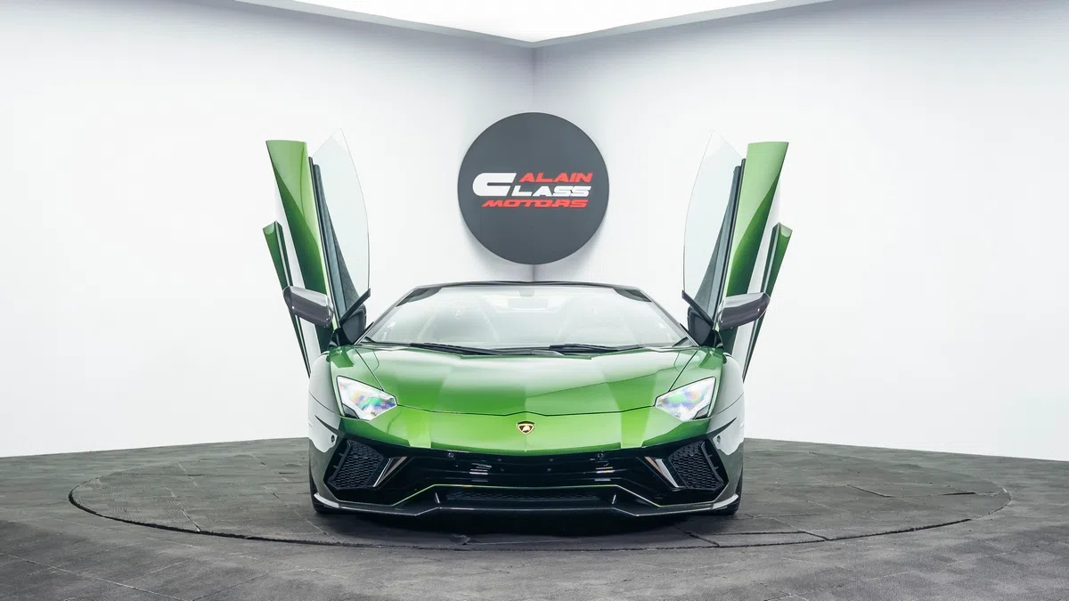 2022 Lamborghini Aventador LP 780-4 Ultimae Roadster 1 of 250 for sale, exterior