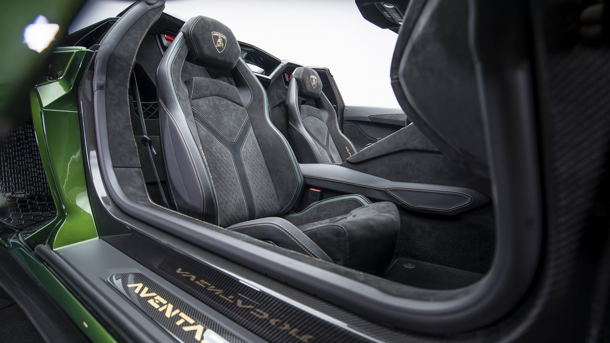 2022 Lamborghini Aventador LP 780-4 Ultimae Roadster 1 of 250, 6/20