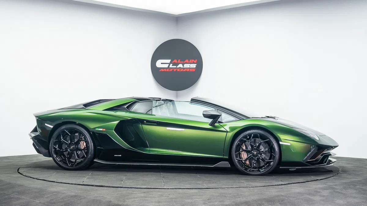 2022 Lamborghini Aventador LP 780-4 Ultimae Roadster 1 of 250 for sale, exterior