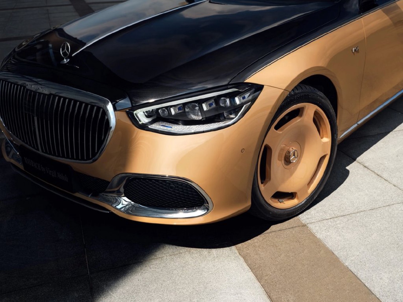2021 VIRGIL ABLOH MAYBACH S680, 10/10