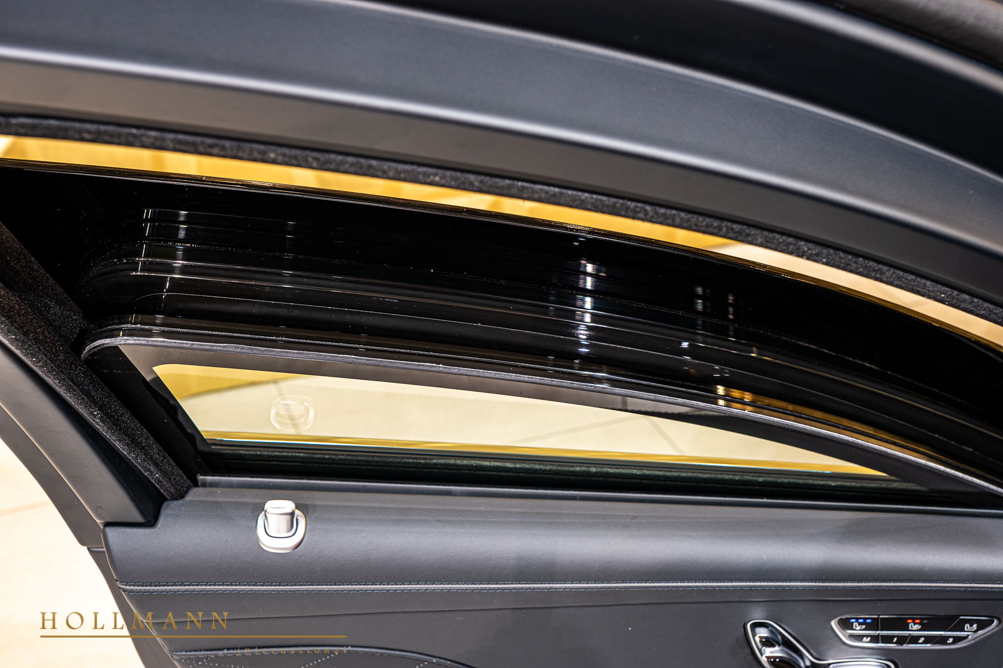 2017 Maybach S600 Guard VR10: The Ultimate Armored Luxury Vehicle, 10/19