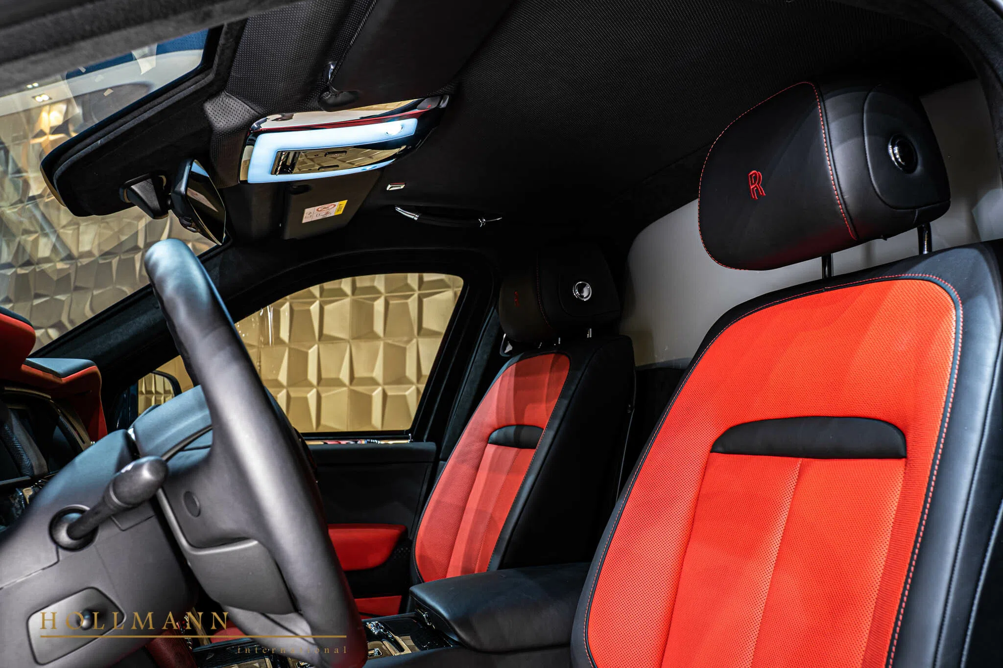2022 Rolls-Royce Cullinan Black Badge Armoured +350mm VR6 interior, seats, Mugello Red with Black