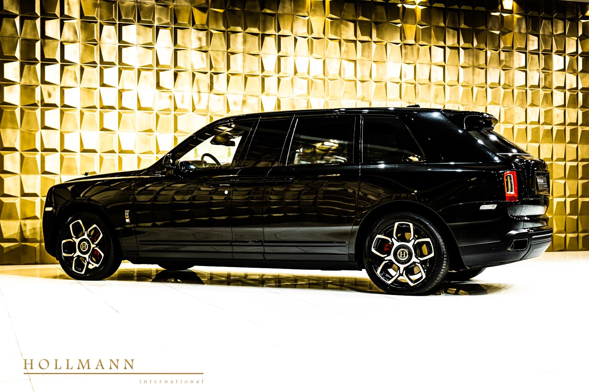 2022 Rolls-Royce Cullinan Black Badge Armoured +350mm VR6, 13/22