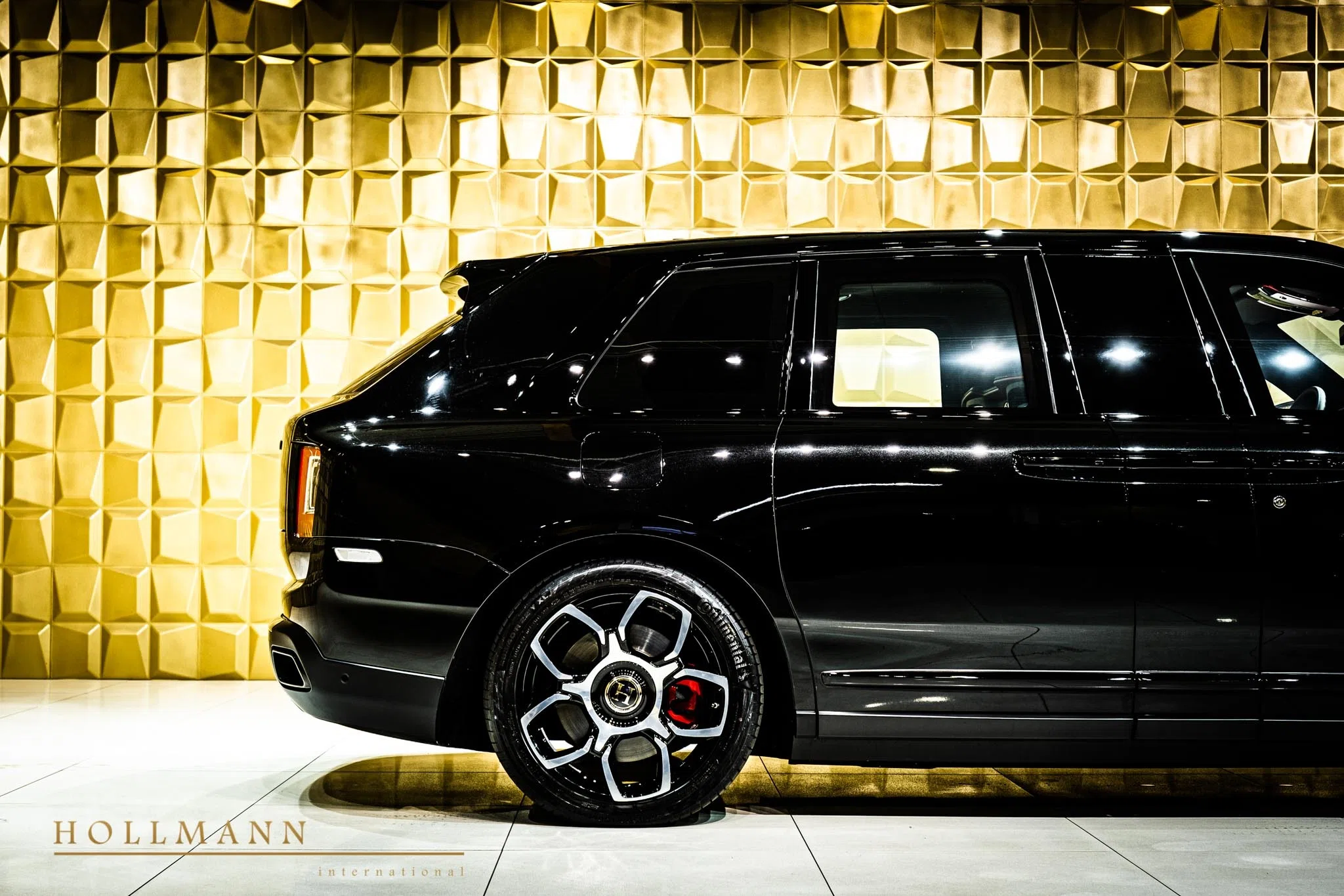 2022 Rolls-Royce Cullinan Black Badge Armoured +350mm VR6 for sale, exterior, Black Badge Technical Carbon