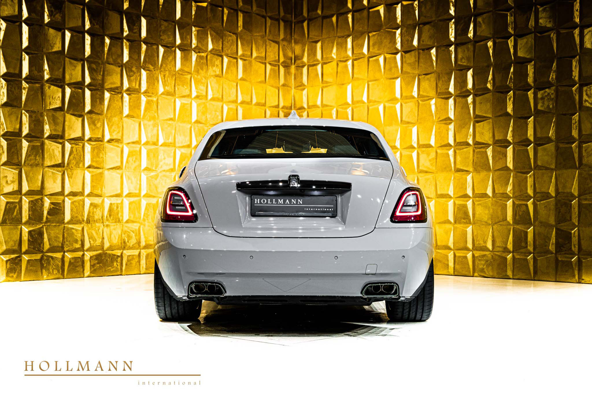 2023 Rolls-Royce Ghost Black Badge, 10/13
