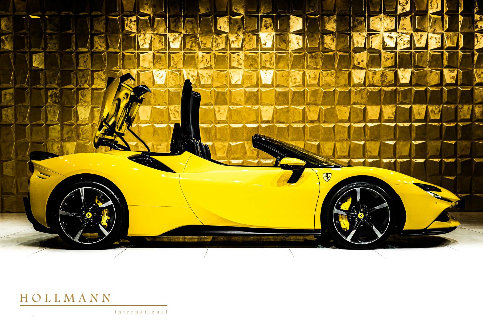 2023 Ferrari SF90 Spider, 9/24