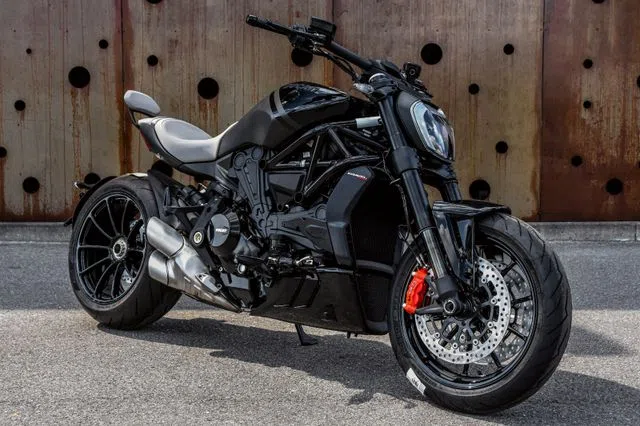 2023 DUCATI  X-Diavel Nera