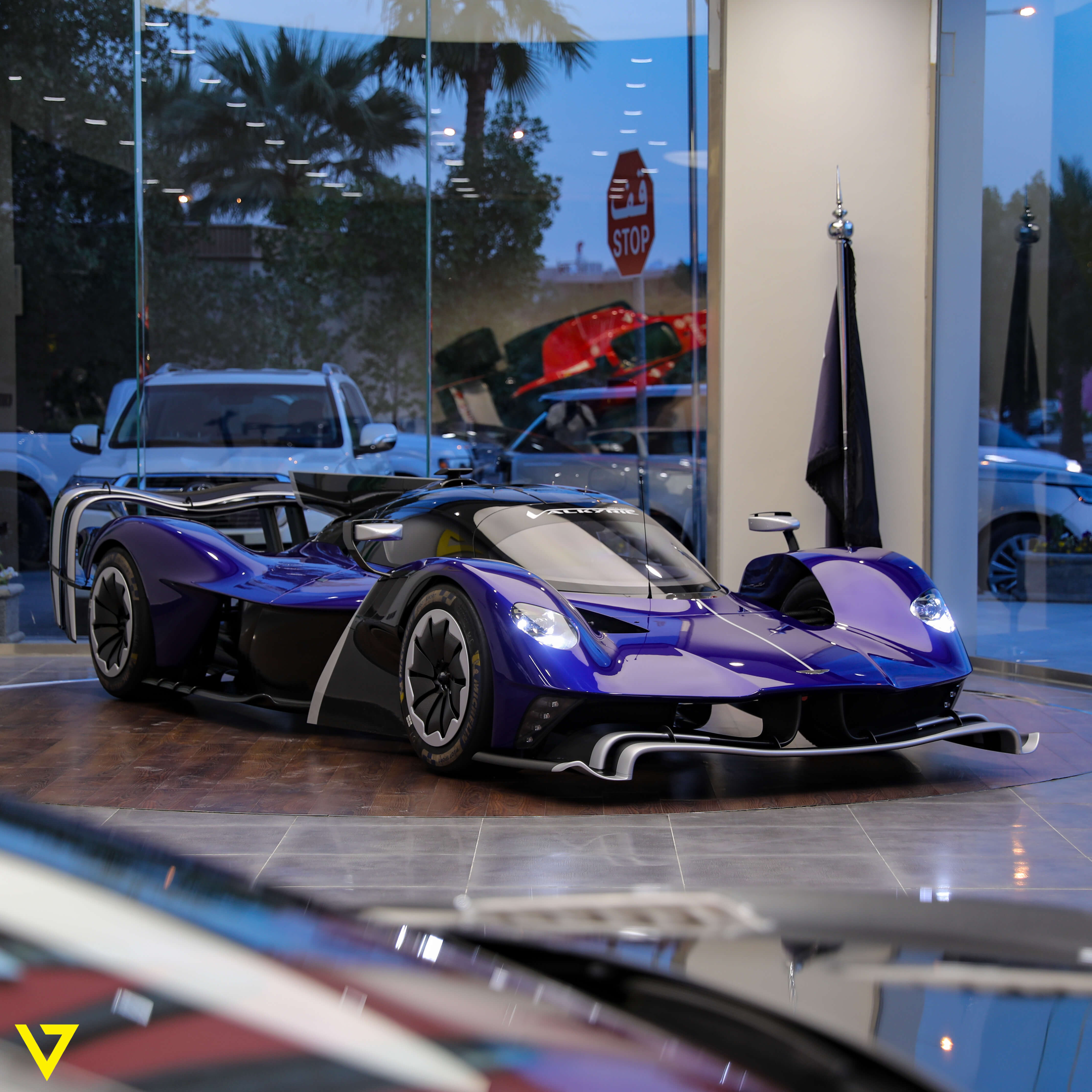 2022 Aston Martin Valkyrie AMR Pro, 9/14