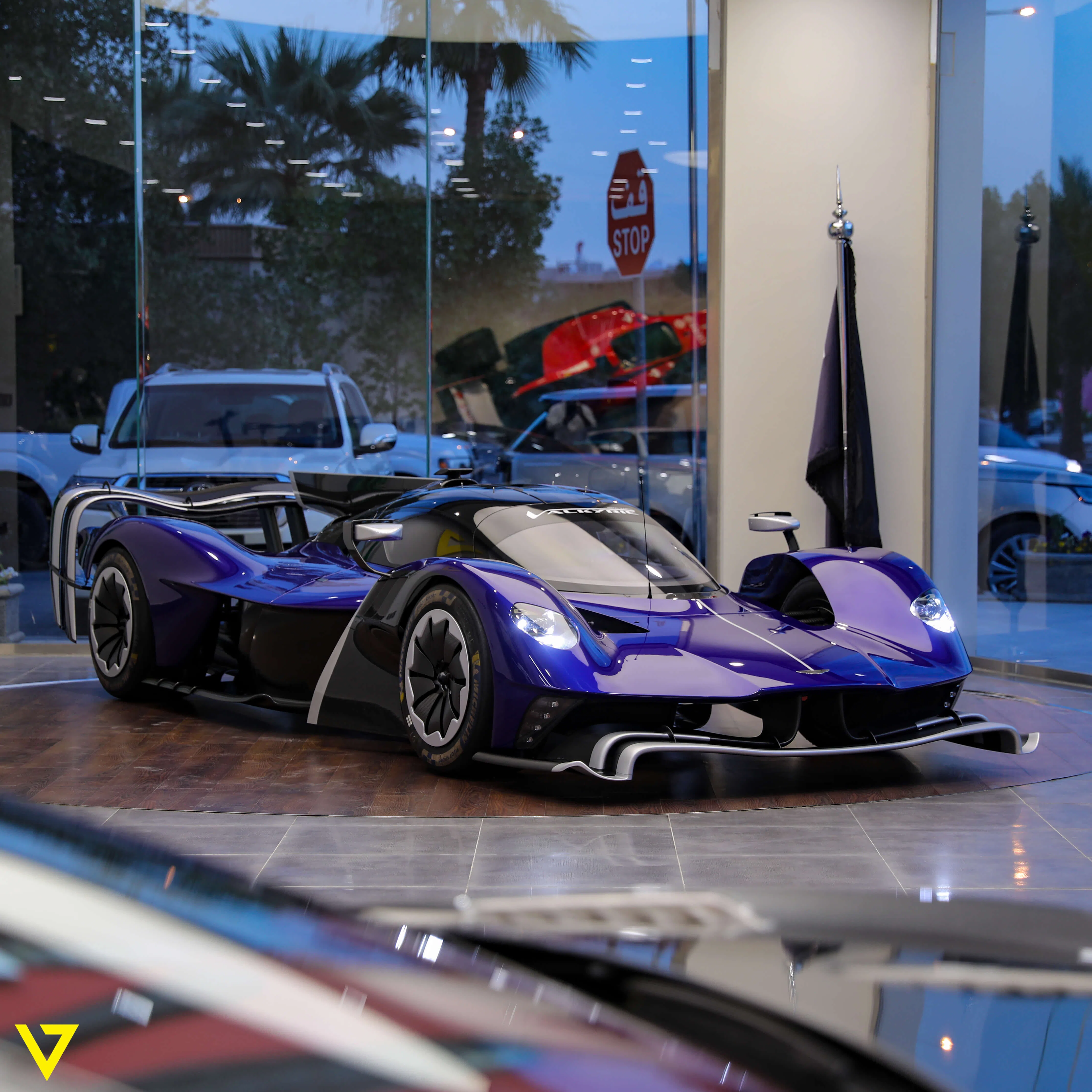 2022 Aston Martin Valkyrie AMR Pro, 9/14