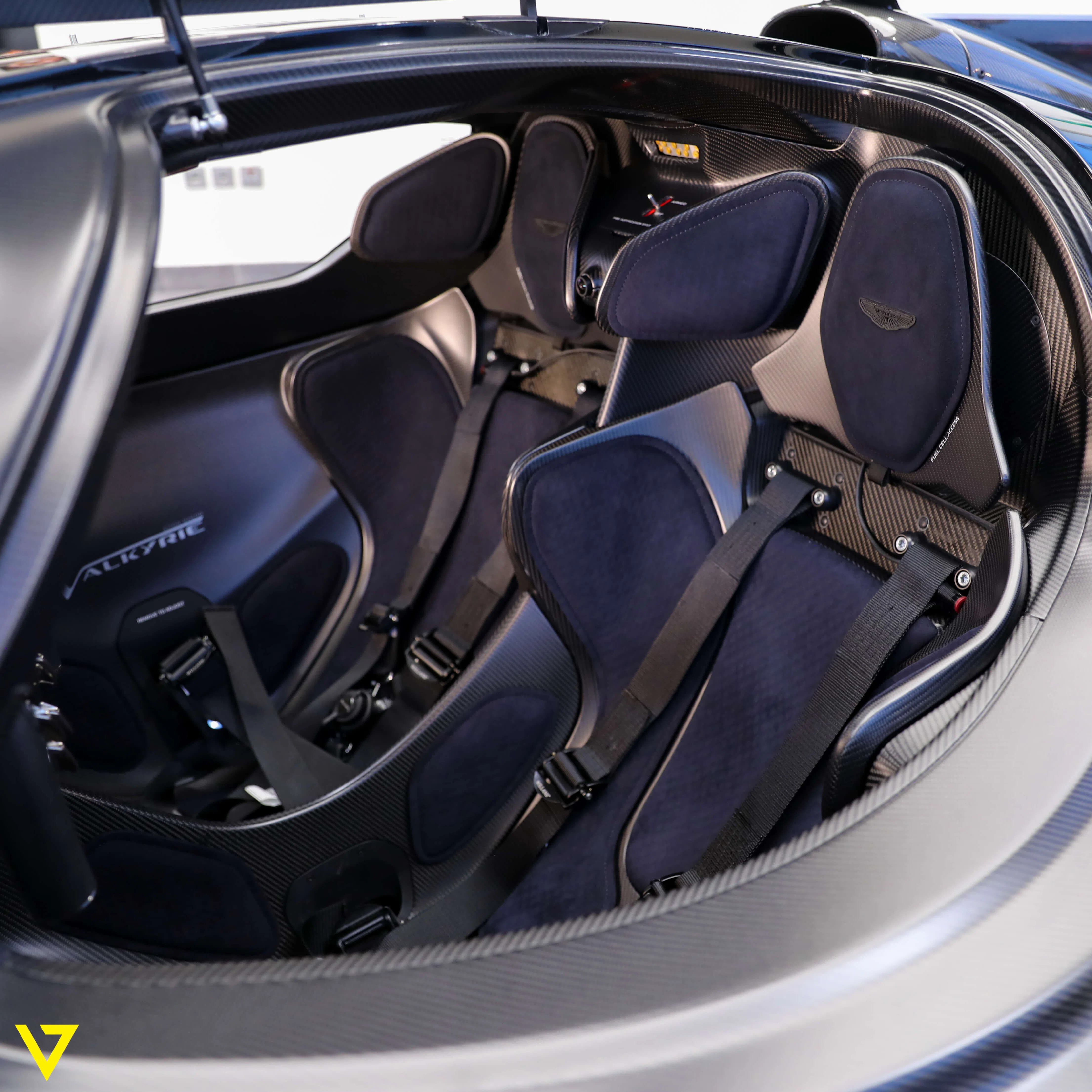 2022 Aston Martin Valkyrie AMR Pro, 11/14