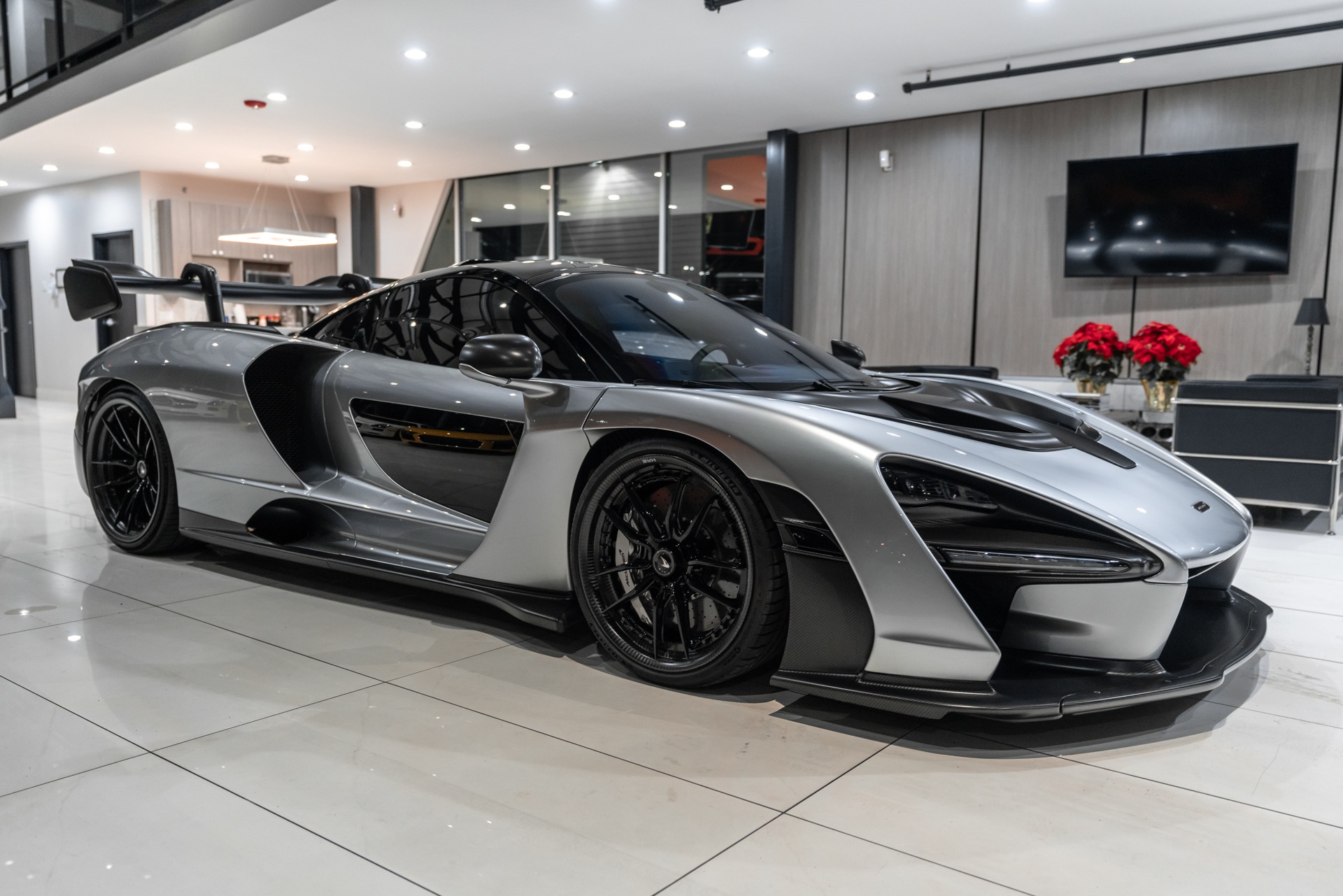 2019 MCLAREN SENNA, 8/16