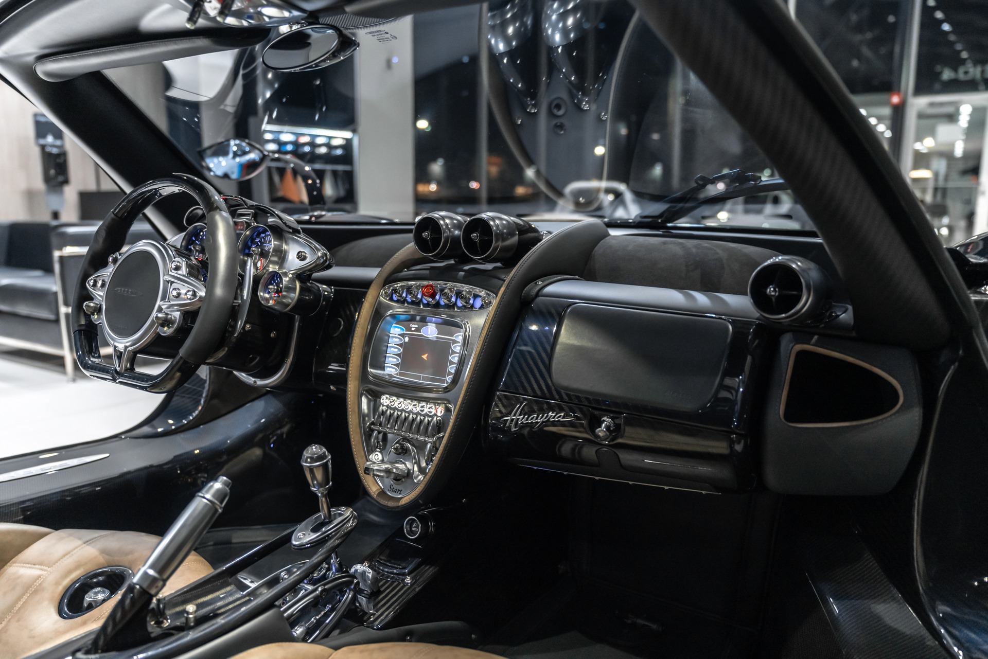 2014 Pagani Huayra Coupe, 15/17