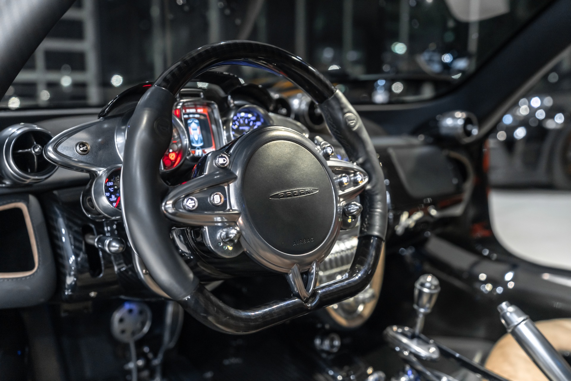 2014 Pagani Huayra Coupe, 16/17