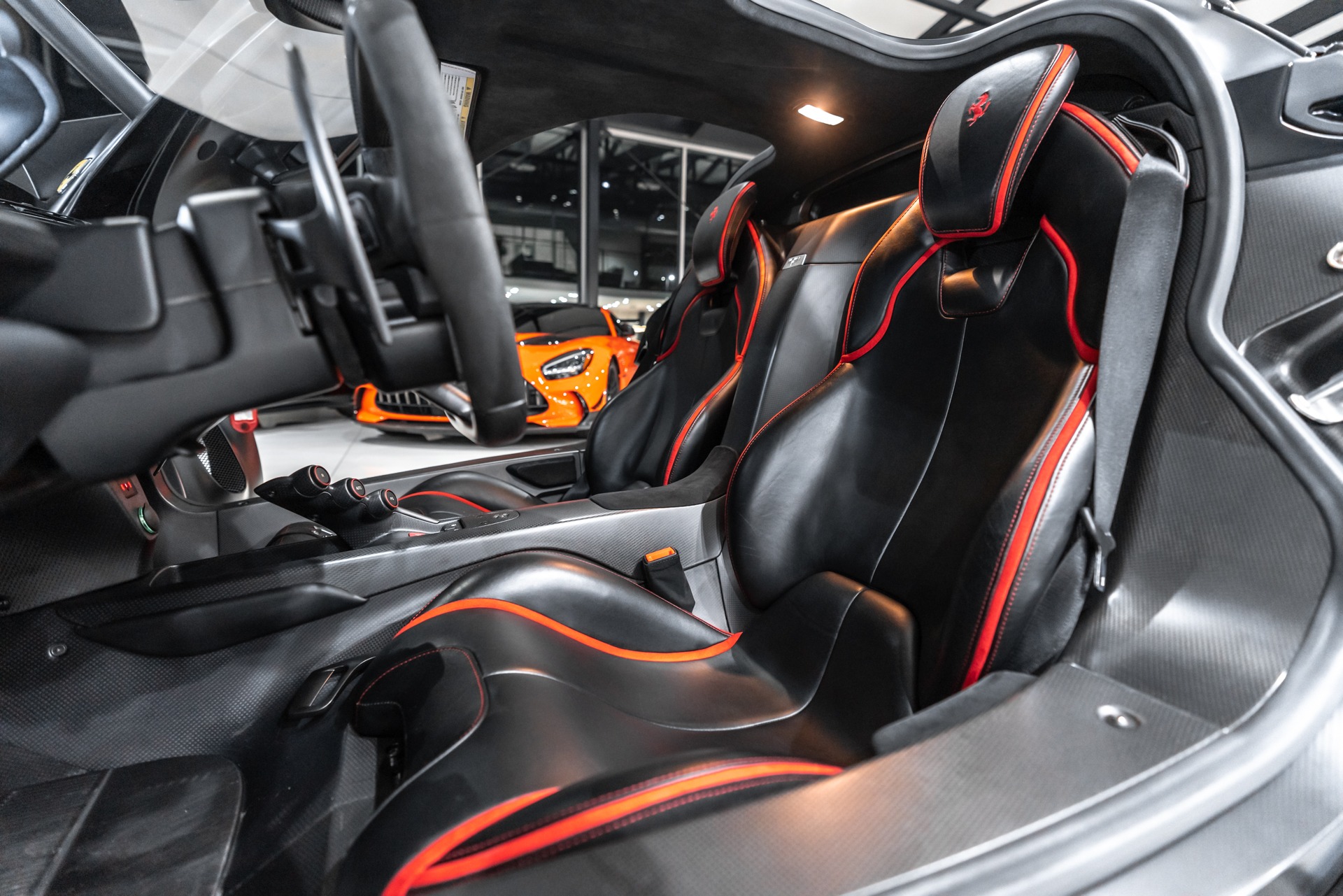 2015 FERRARI LAFERRARI, 5/16