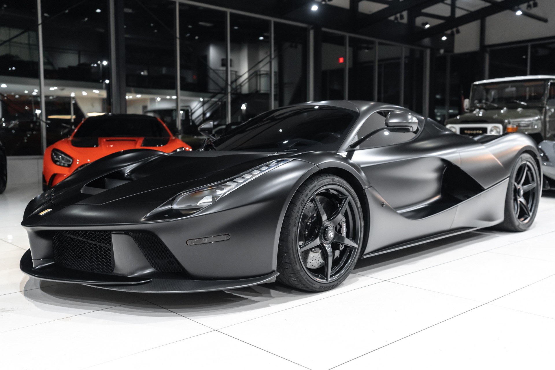 2015 FERRARI LAFERRARI, 11/16