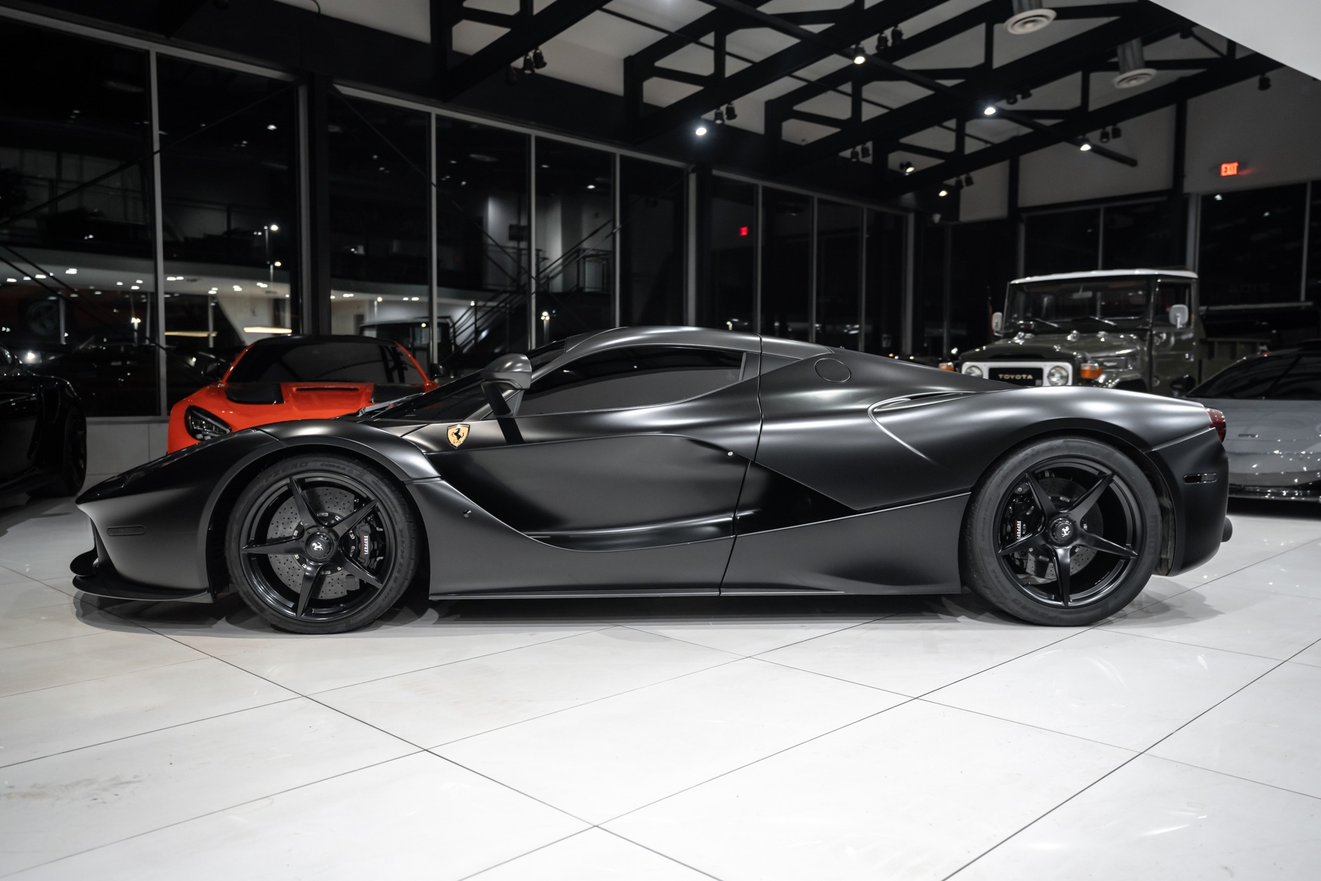 2015 FERRARI LAFERRARI, 14/16